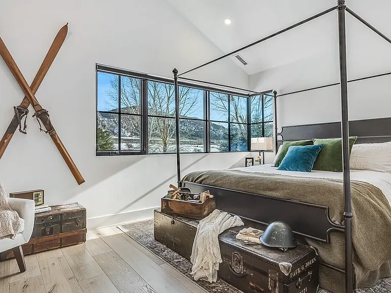 Second 2nd Level Master Suite