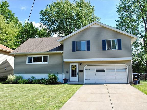 3rd image of 14151 Starlite Dr