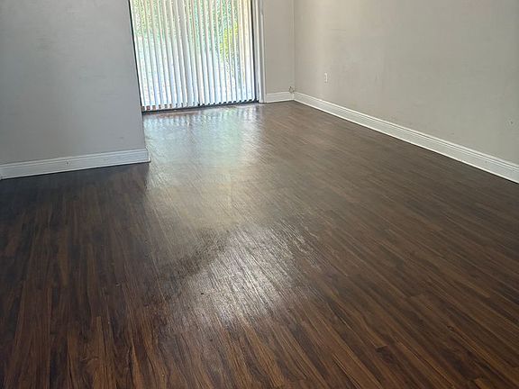 3rd image of 2606-2630 Old Bainbridge Rd #2606-B