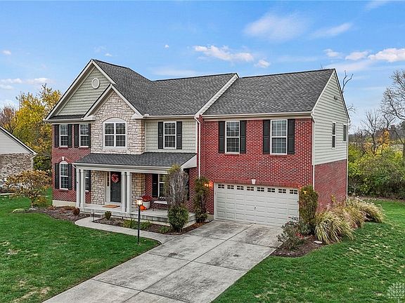 2nd image of 10120 Meadow Woods Ln