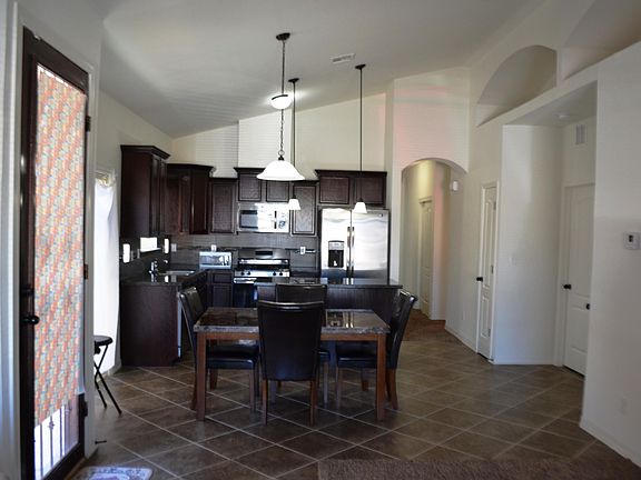 2nd image of 13586 Everingham St