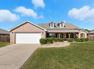102 Faircrest Dr, Aubrey, TX 76227