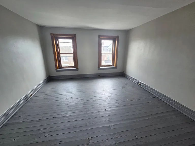 924 W Washington St — Photo 13