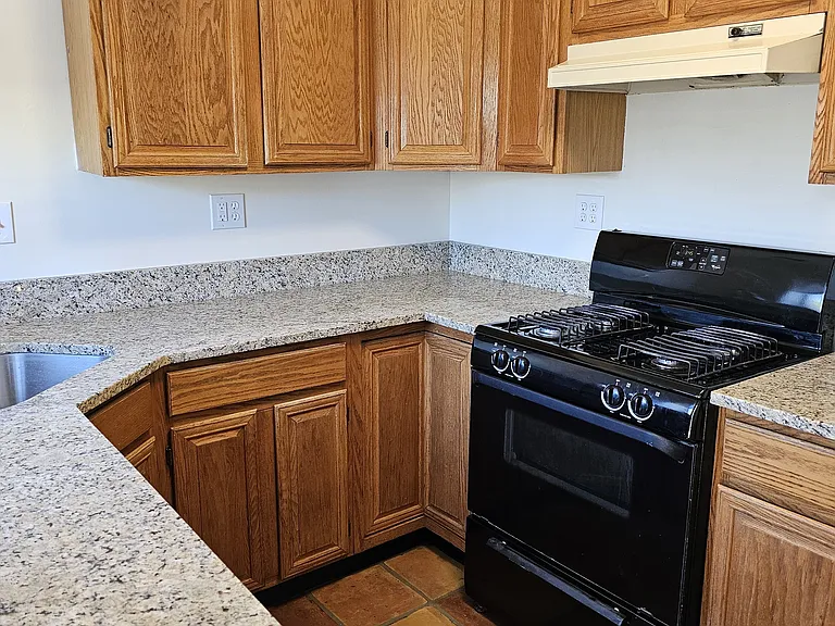 318 N Fremont Ave #2 — Photo 2