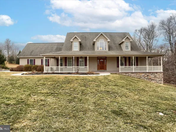 210 S Grantham Rd, Dillsburg, PA 17019