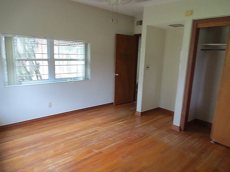1st image of 1290 SW Castle Heights Ter