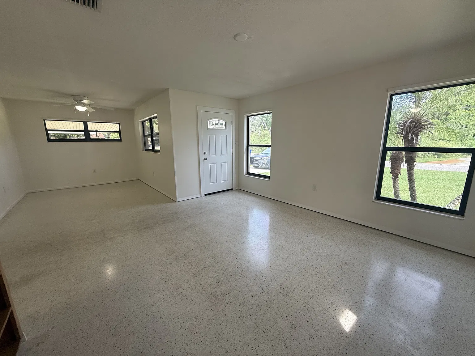 1301 North Sinclair Avenue - 1 — Photo 3