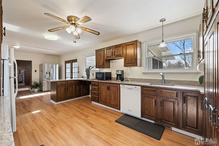 1st image of 109 Fountain Ave