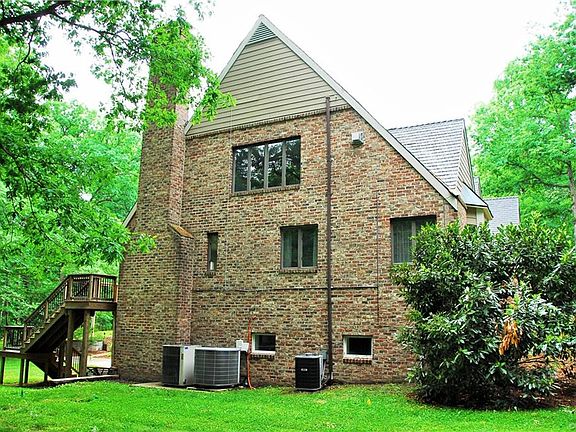 4th image of 11305 Clover Hill Dr