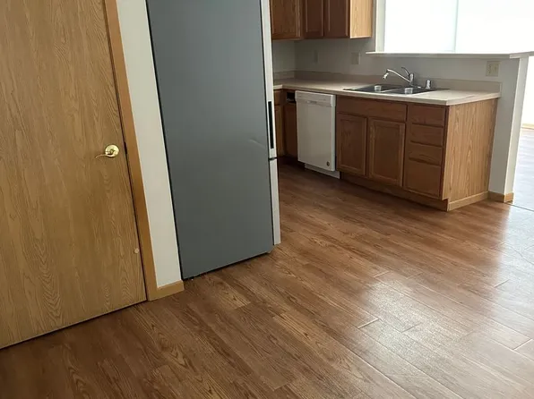 Brookside Meadows, 4300 Fireclay Ct #30, La Crosse, WI 54601