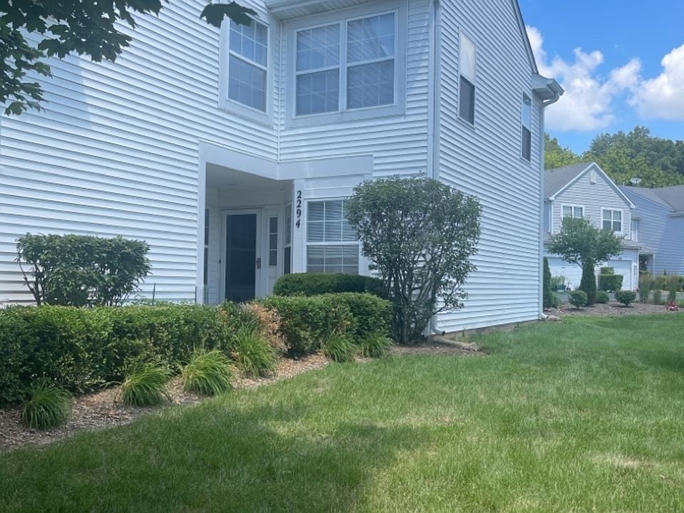 1st image of 2294 Woodside Dr Unit 2294