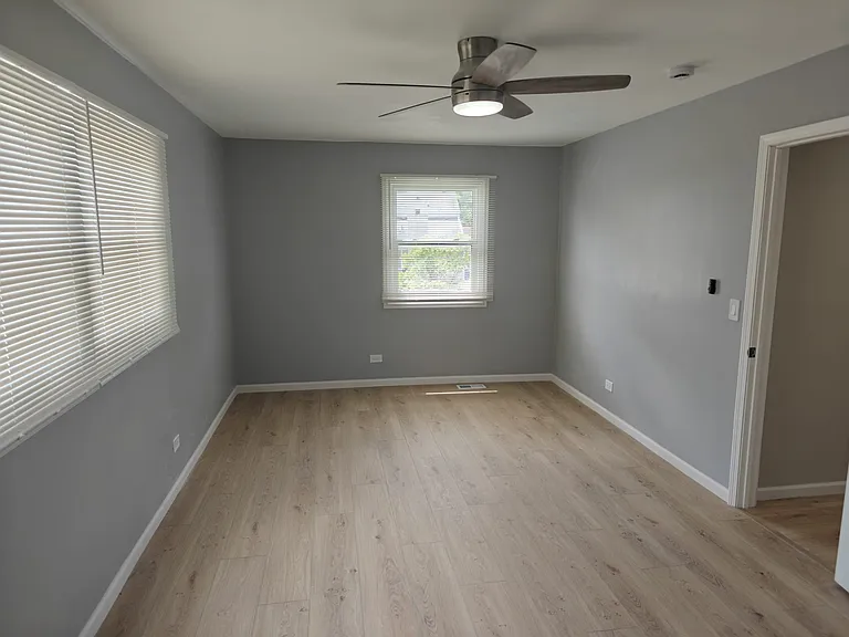 2208 Kensington Dr — Photo 37