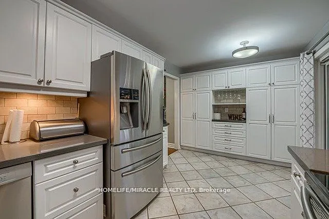 4 Derwent Ave — Photo 7