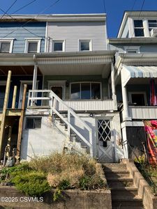 1219 W Walnut St, Coal Township, PA, 17866