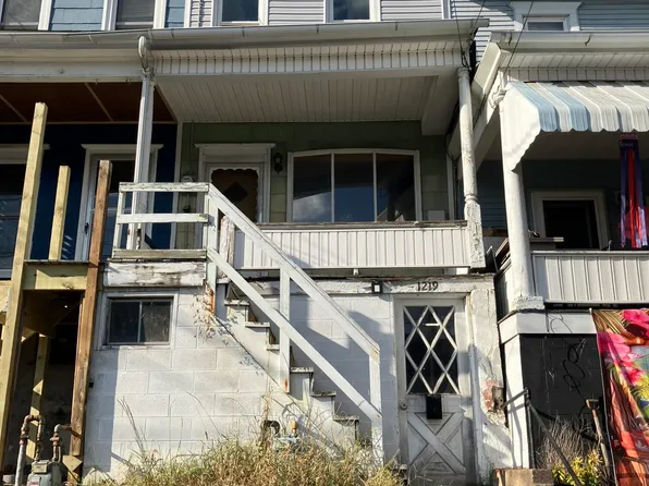 1219 W Walnut St, Coal Township, PA 17866