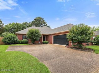 131 Susan Ln, Brandon, MS 39042