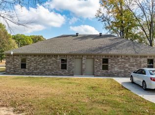 3A-3B Lilac St, Greenbrier, AR 72058