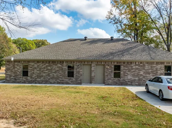 3A-3B Lilac St, Greenbrier, AR 72058