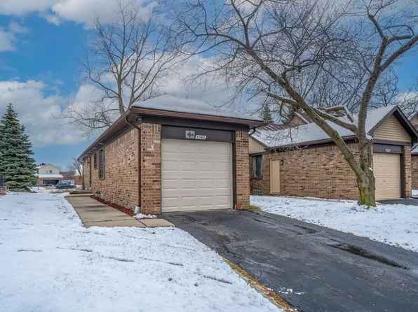 3766 Heritage Pkwy, Dearborn, MI 48124