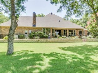 9614 Divot Dr, Granbury, TX 76049
