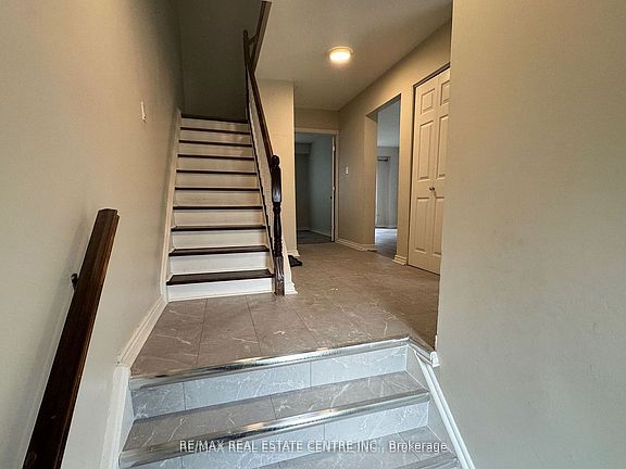 3rd image of 5536 Montevideo Rd #44