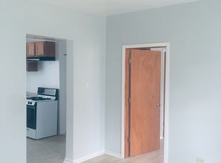 818 W 84th St #1E, Chicago, IL 60620