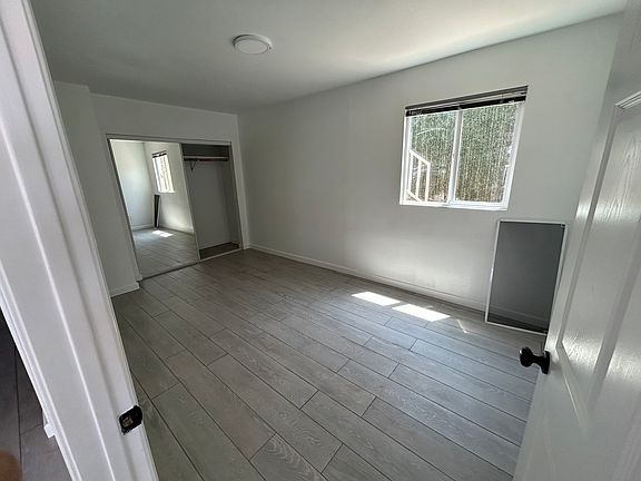 5th image of 884 Ada St