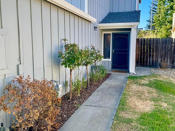 2nd image of 319 Hemphill Way