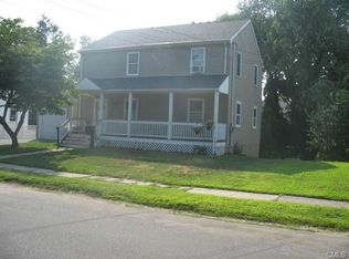 315 Hooker Rd, Bridgeport, CT 06610