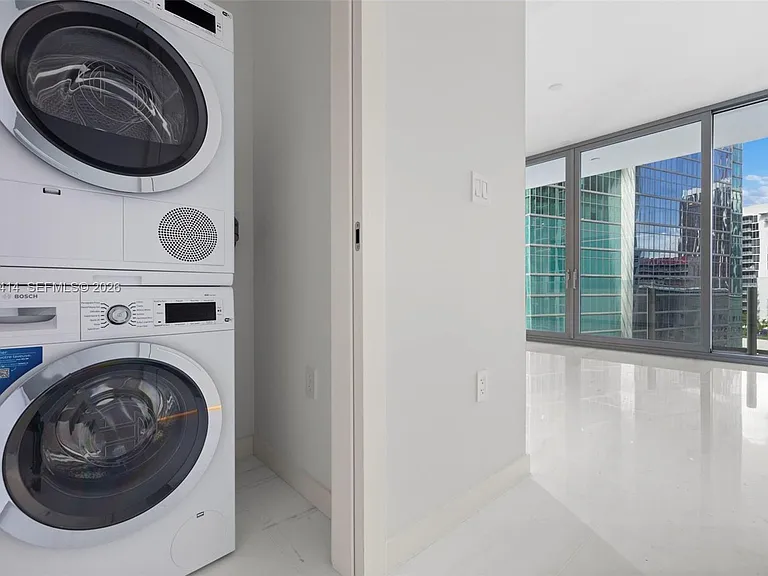 300 Biscayne Boulevard Way #1708 — Photo 29