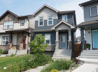 17907 62nd St NW, Edmonton, AB T5Y 3Z4