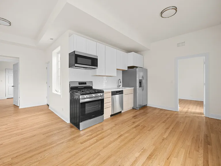 3107 N Harding Ave #1E — Photo 5