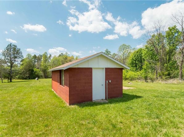 1405 Austin Traphill Rd, Elkin, NC 28621