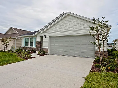 65 Signet Cir Photo 1