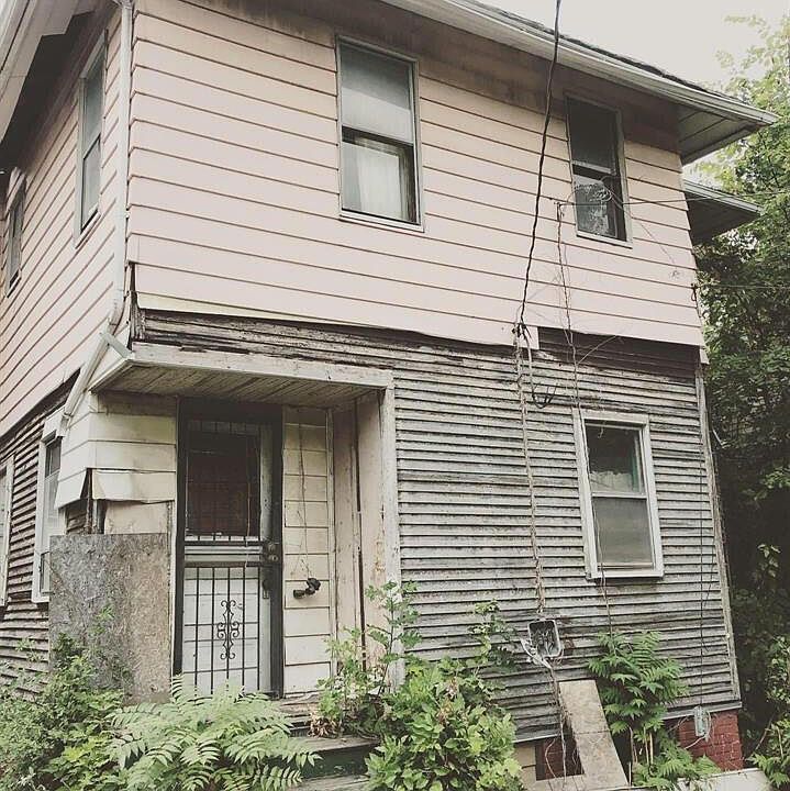 280 Holbrook St, photo 3