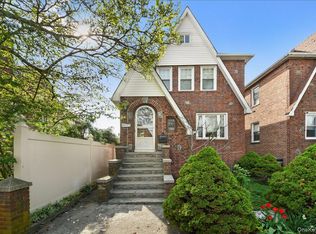 2445 Yates Avenue, Bronx, NY 10469