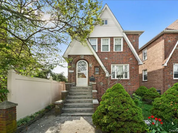 2445 Yates Avenue, Bronx, NY 10469