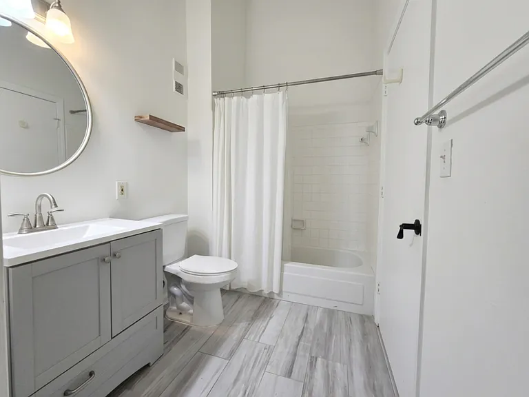 6207 Old Court Rd #604 — Photo 6
