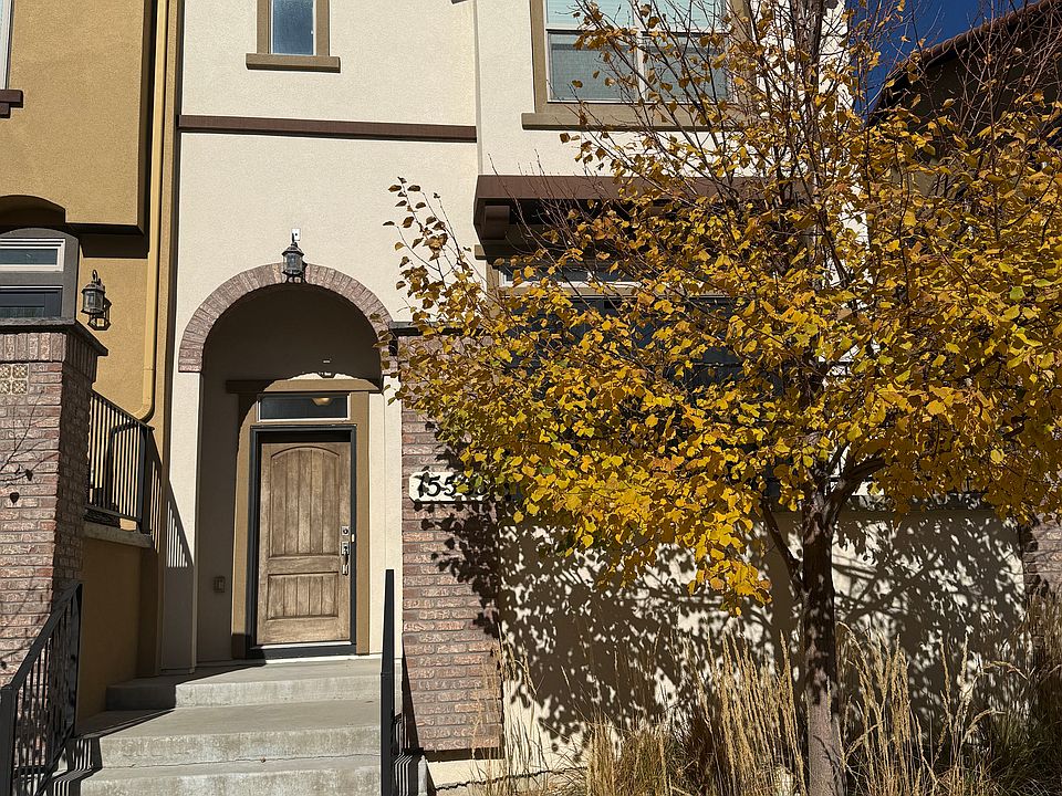 1st image of 15565 W Washburn Ave