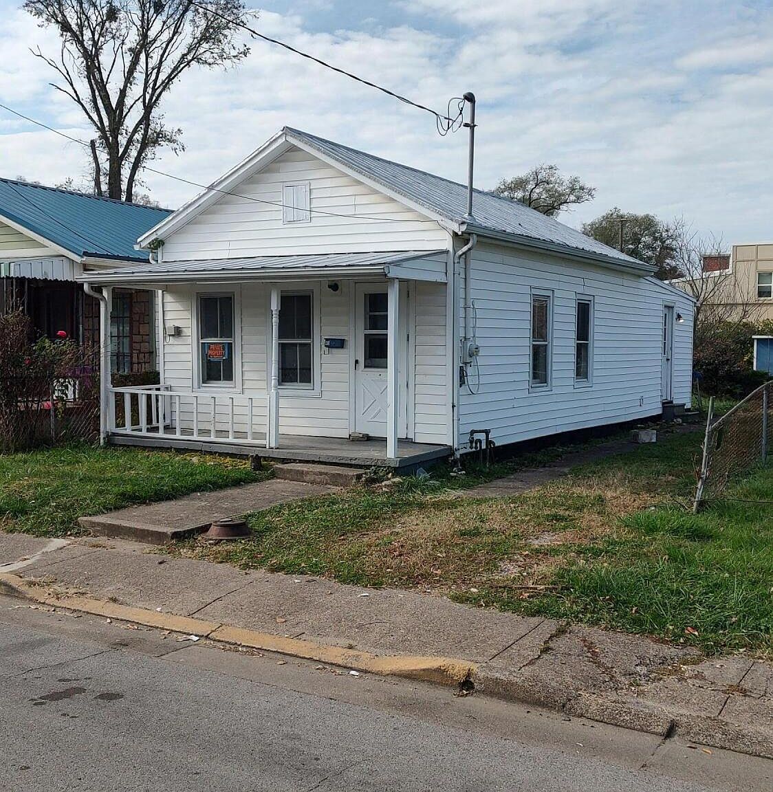 413 Clark St, Maysville, KY 41056 Zillow
