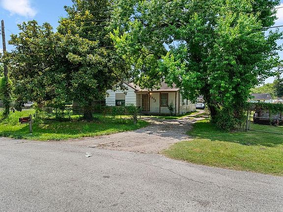 2nd image of 7842 Linda Vista Rd
