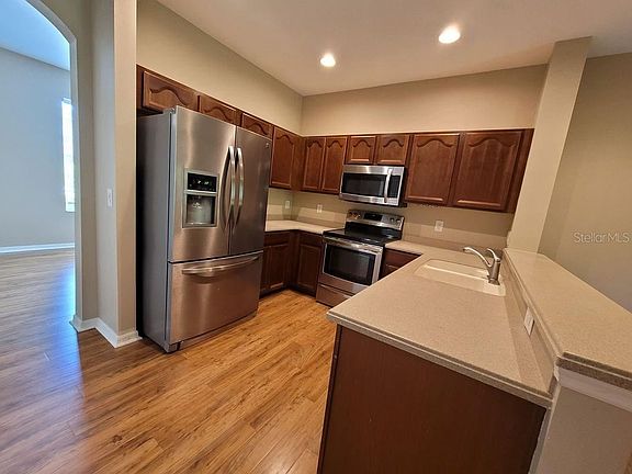 5th image of 1138 Grantham Dr