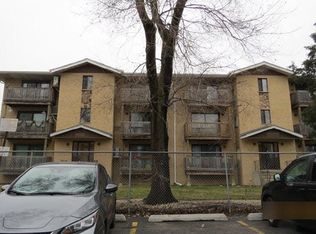 9654 Nottingham Ave APT 2C, Chicago Ridge, IL 60415