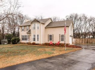 1618 Lillian Cir, Columbia, TN 38401