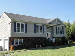 9500 Jefferson Valley Dr, Rural Hall, NC 27045