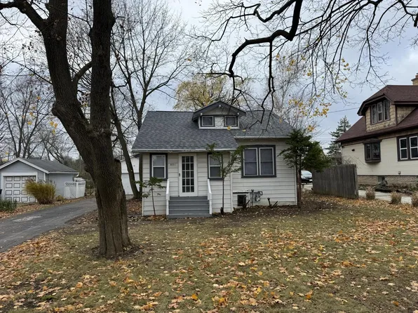 8551 North 42nd STREET, Brown Deer, WI 53209