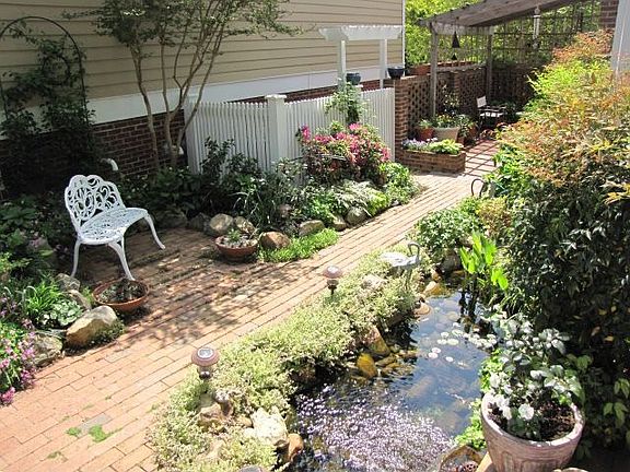 Private Brick Patio w/Pond