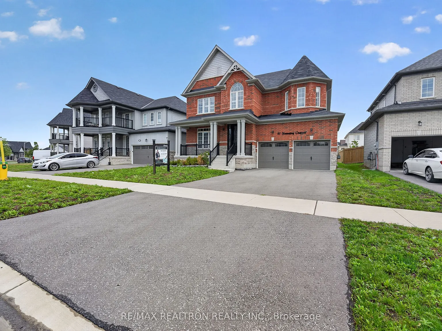 5 bed, $3,300 — Photo 2