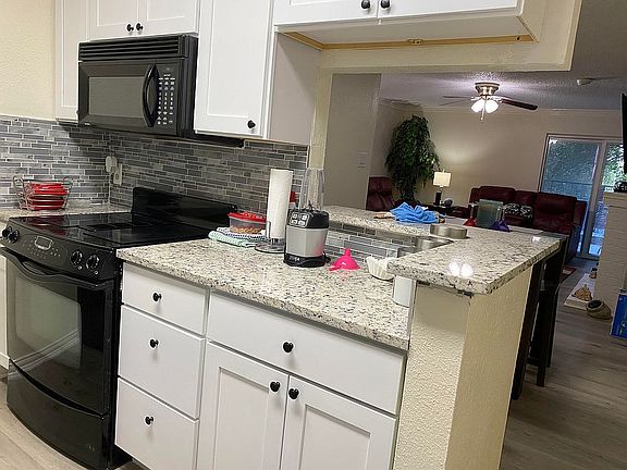 5th image of 4212 Medical Dr APT 1102