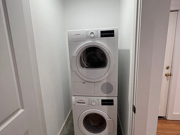 3rd image of 214 Beach 92nd St #4